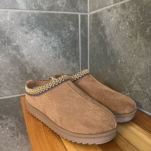 Brown Suede Slip-On Shoes with Patterned Trim